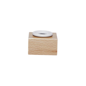 foto di Calamaio di porcellana con supporto in legno – Accessorio elegante per calligrafia